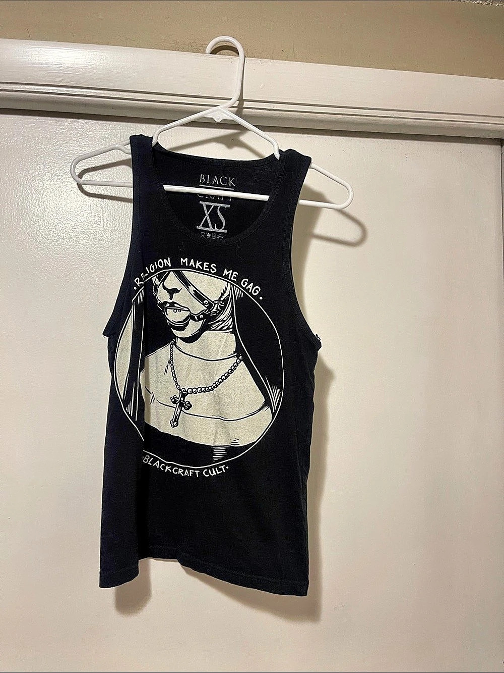 Black Craft Graphic Muscle Tee in Black & White xs